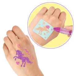 Depesche 11713 Ylvi And The Minimoomis Tattoo Glitzer Gelstifte + Schablonen 10 Depesche 11713 Ylvi And The Minimoomis Tattoo Glitzer Gelstifte + Schablonen -Spielwarenladen 0011713 0011713 11713 4 image zoom