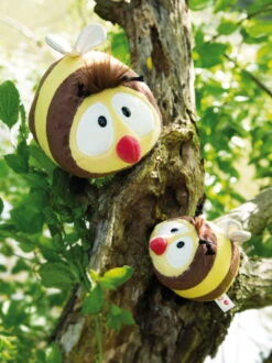 Nici 44480 Biene Classic Bear Bär Ca 12cm Plüsch Kuscheltier 13 Nici 44480 Biene Classic Bear Bär Ca 12cm Plüsch Kuscheltier -Spielwarenladen 44480 06 444481 Milieu 1532x2048