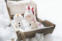 Nici 48164 Einhorn Theodor Im Schneeanzug Ca 32cm Plüsch Kuscheltier GREEN 9 Nici 48164 Einhorn Theodor Im Schneeanzug Ca 32cm Plüsch Kuscheltier GREEN -Spielwarenladen 48166 10 48163 48162 Milieu vorl 2048x1365 3