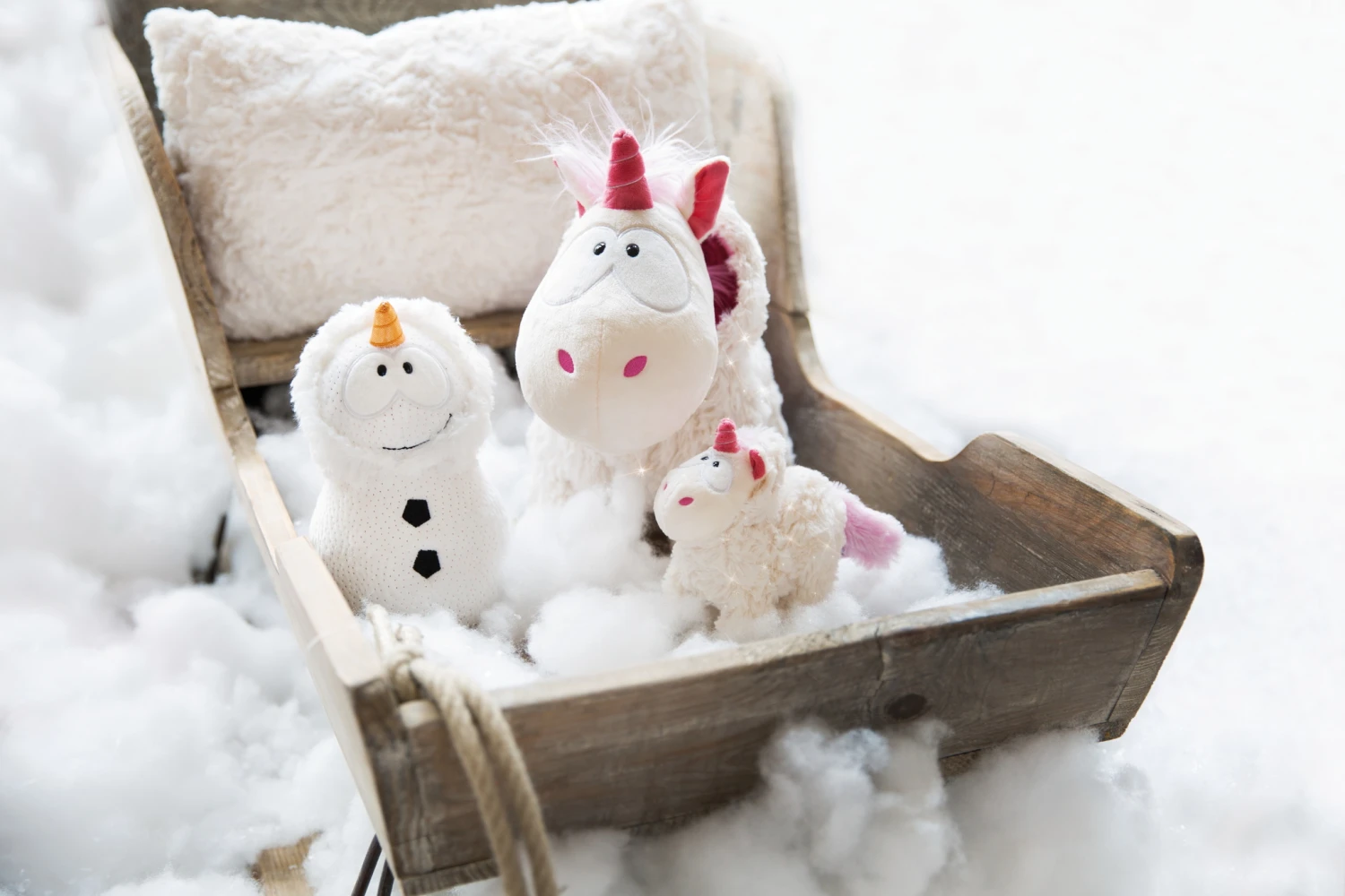 Nici 48168 Hausschuhe Einhorn Theodor Im Schneeanzug Figürlich Gr.34-37 GREEN 4 Nici 48168 Hausschuhe Einhorn Theodor Im Schneeanzug Figürlich Gr.34-37 GREEN – Bild 2